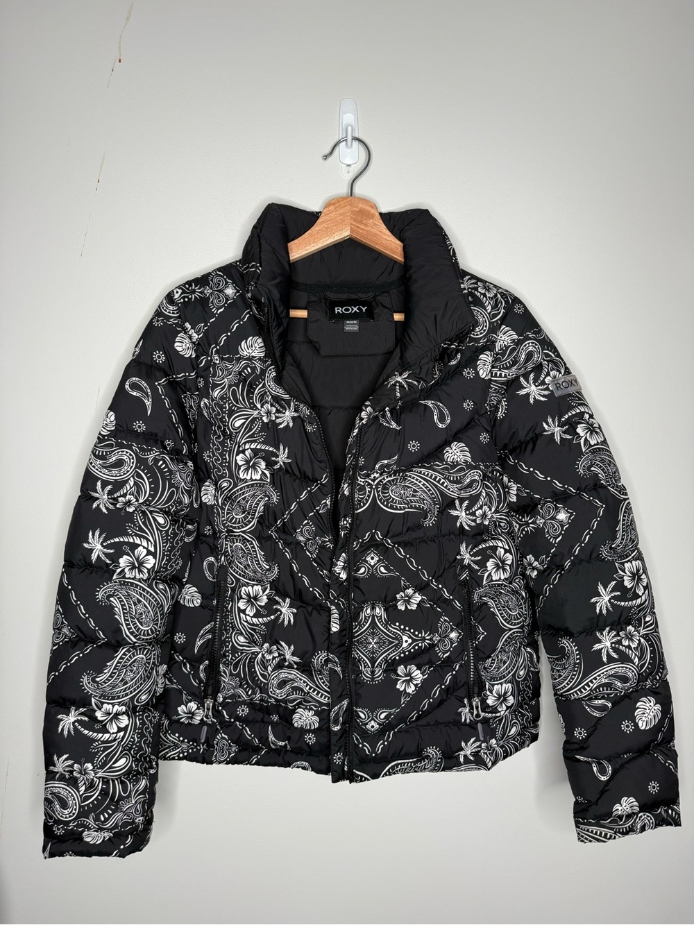 Roxy Black & White Paisley Quilted Puffer Jacket